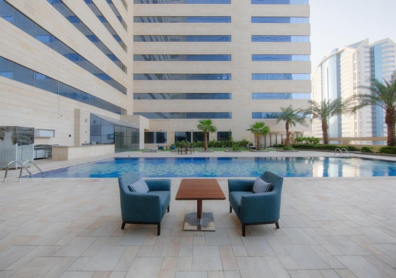 מכה Holiday Suites Al Azizia מראה חיצוני תמונה Pool area